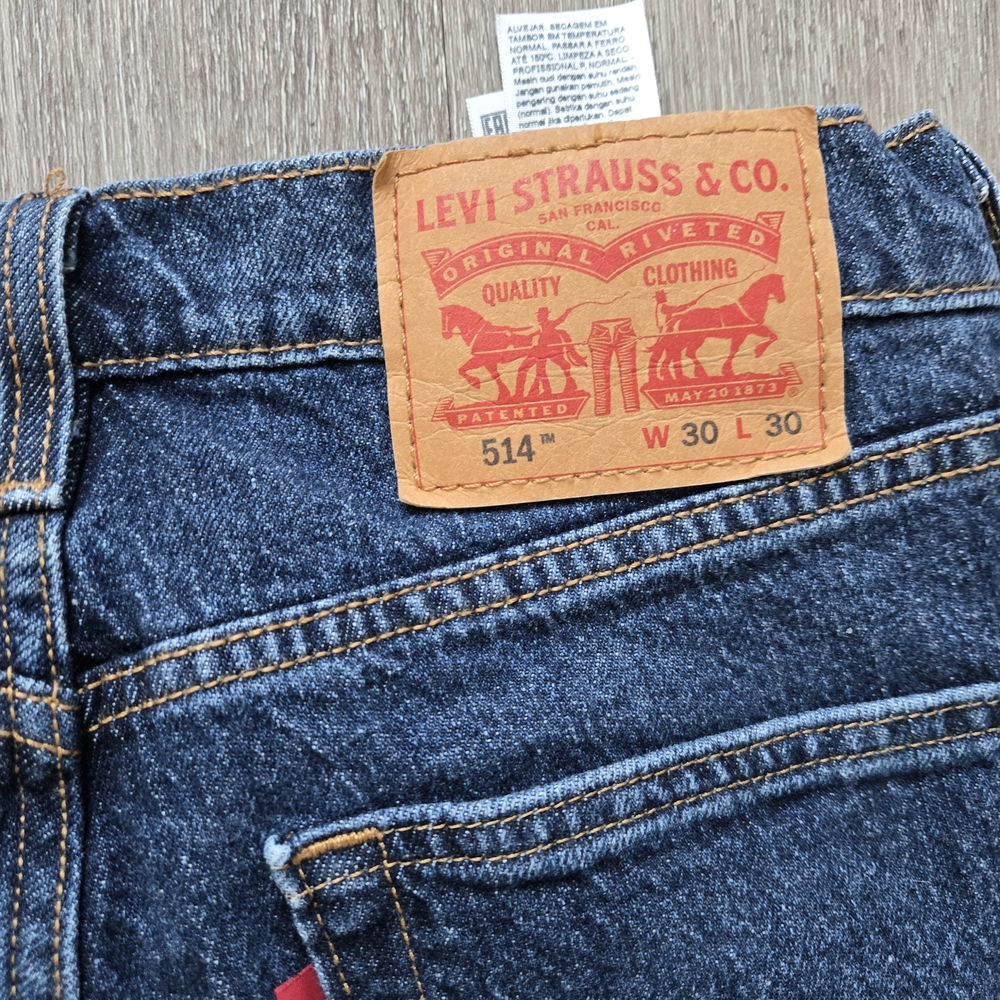 Levi's 514 Straight Fit Jeans | W30 L30 | Dark Wash Blue